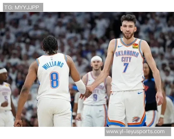 雷霆尽管主力伤缺仍稳居联盟榜首并掌握快船明年首轮选秀权 雷霆尽管主力伤缺仍稳居联盟榜首并掌握快船明年首轮选秀权