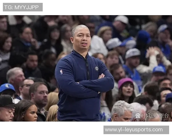 卢教练强调末节失误需加强防守和篮板争夺以提升比赛竞争力