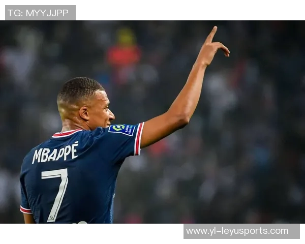 范德芬谈偶像与对手期待与姆巴佩的直接对决